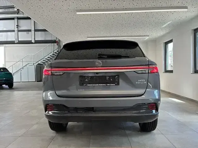 Neu MG HS Luxury 224 PS (164 kW) 2026 Grau SUV