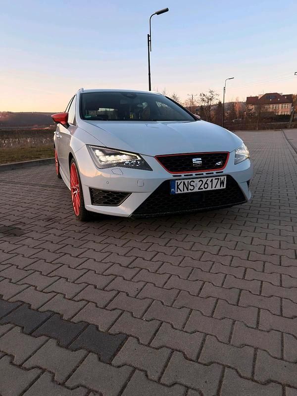 Gebraucht Seat Leon CUPRA 280 PS (205 kW) 2015 Weiß Kombi