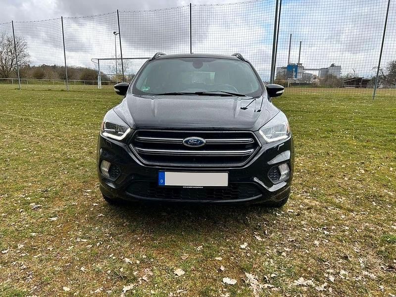 Gebraucht Ford Kuga ST-Line 150 PS (110 kW) 2016 Schwarz SUV