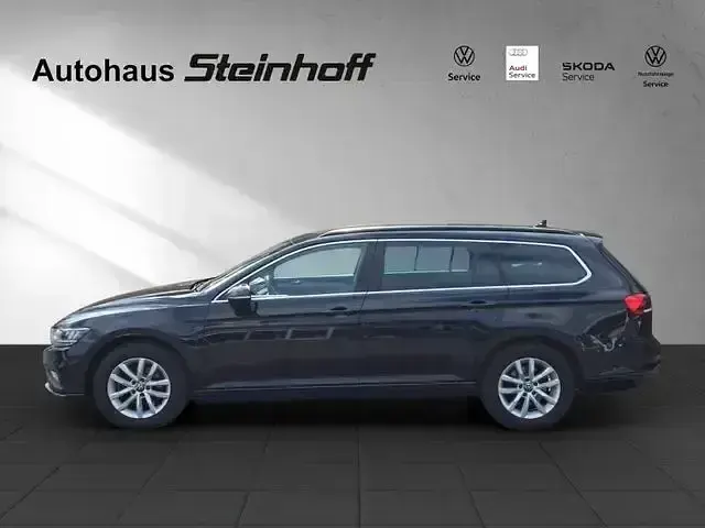 Gebraucht VW Passat R-line 200 PS (147 kW) 2020 Andere Kombi