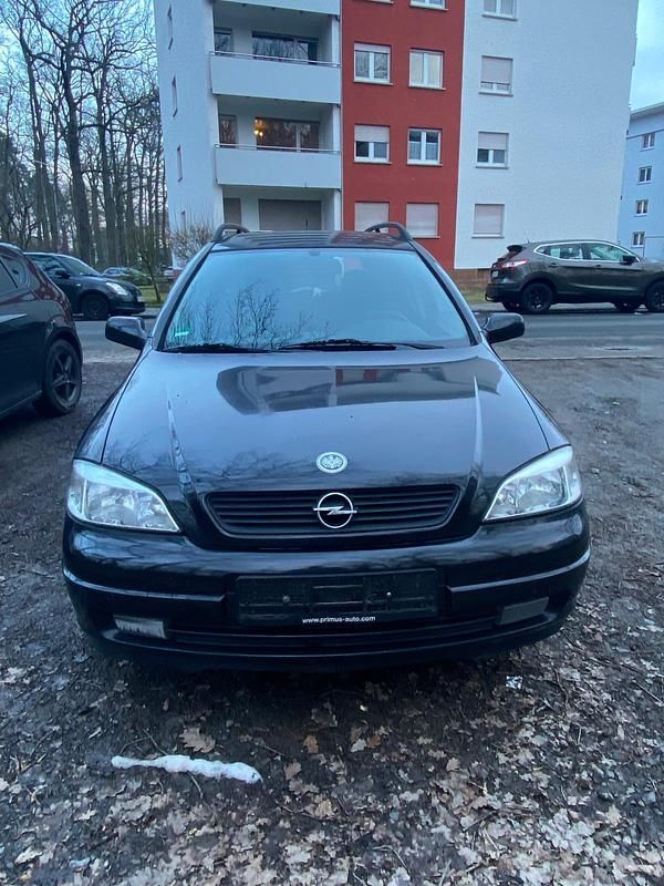 Gebraucht Opel Astra 100 PS (73 kW) 2000 Schwarz Kombi