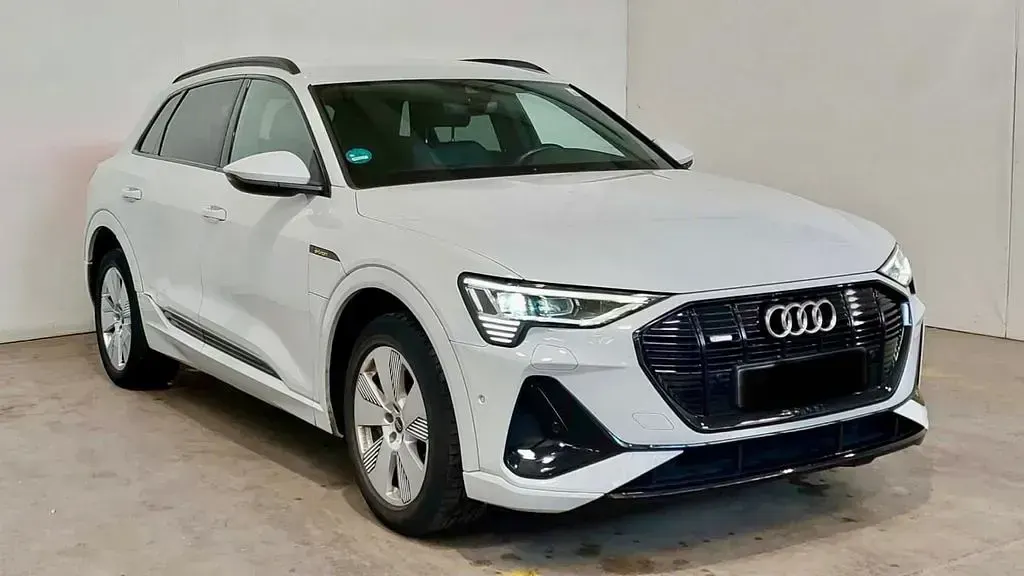 Gebraucht Audi e-tron Advanced 300 kW (408 PS) 2022 Weiß SUV