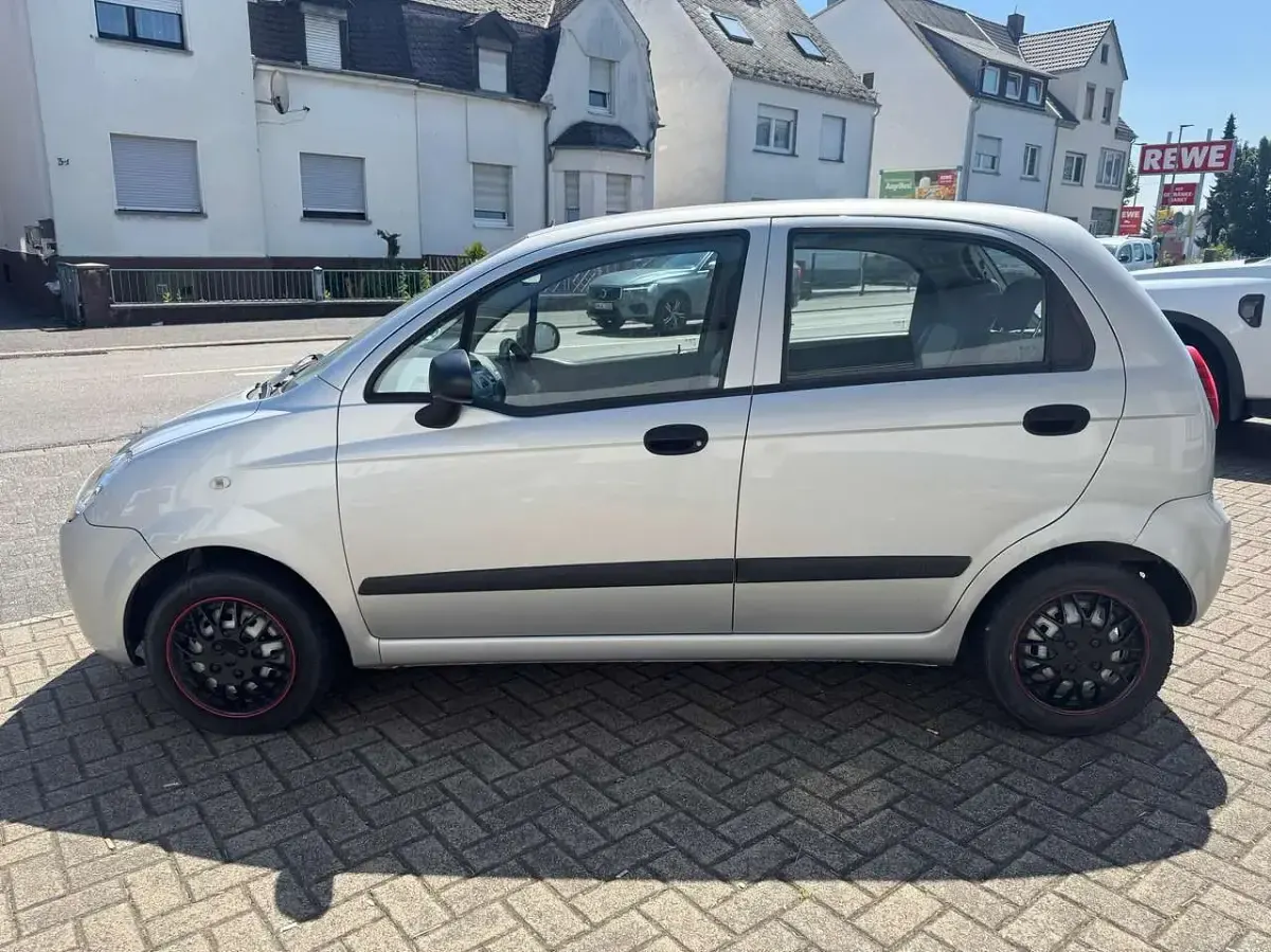 Gebraucht Chevrolet Matiz 52 PS (38 kW) 2009 Grau Kleinwagen