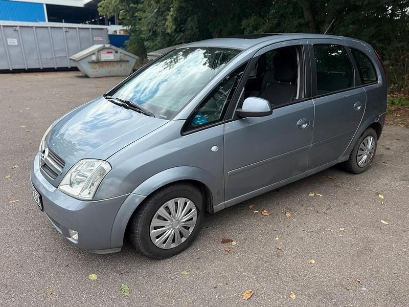 Andere außenfarben Gebraucht 2004 Opel Meriva Van / Kleinbus | 600 € (Superpreis) - Bild 1/4