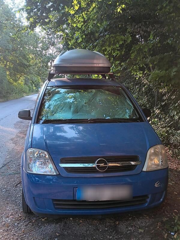 Blau Gebraucht 2004 Opel Meriva Van / Kleinbus | 2.200 € - Bild 1/4