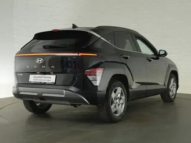 Gebraucht Hyundai Kona Trend 137 PS (100 kW) 2025 Schwarz SUV