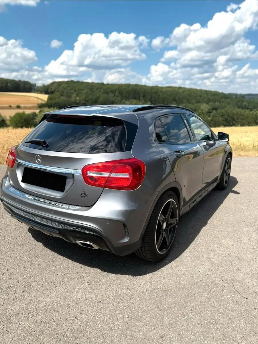 Gebraucht Mercedes GLA250 AMG line 211 PS (155 kW) 2014 Grau SUV