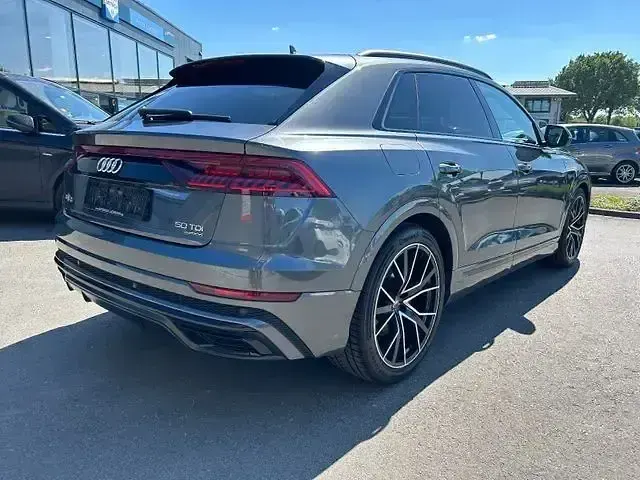 Gebraucht Audi Q8 S-Line 286 PS (210 kW) 2019 Andere SUV