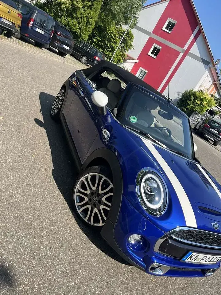 Gebraucht Mini Cooper S Cabriolet 192 PS (141 kW) 2018 Blau Cabrio