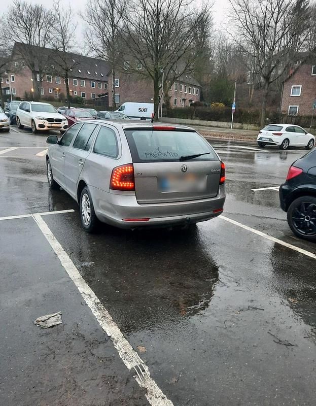 Gebraucht Skoda Octavia 160 PS (117 kW) 2010 Kombi