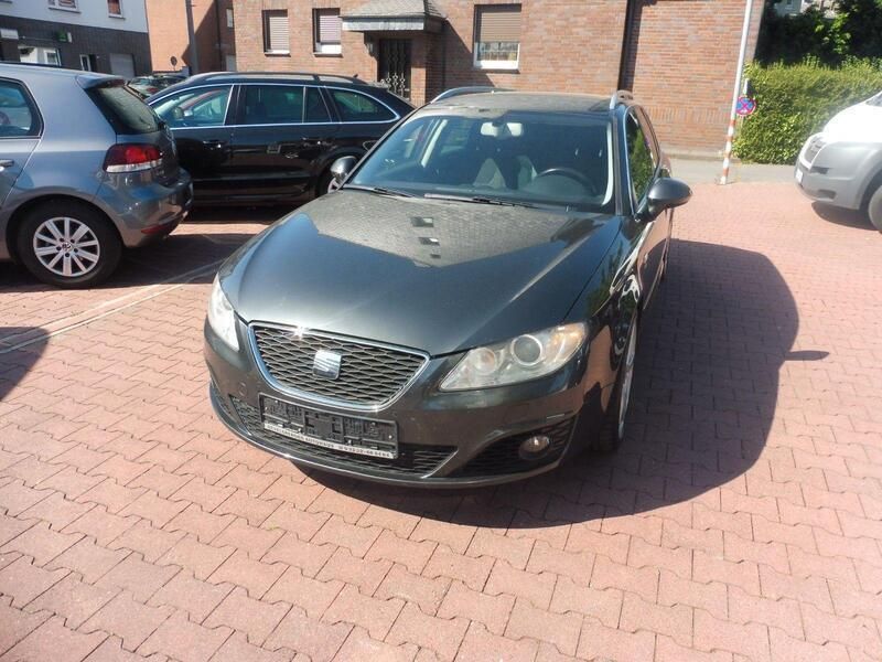 Grau Gebraucht 2010 Seat Exeo Sport Kombi | 5.990 € (Etwas zu teuer) - Bild 1/4