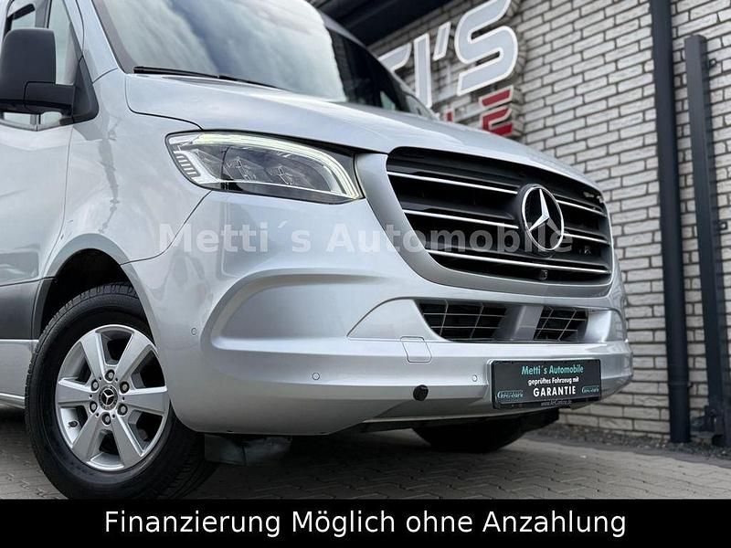 Gebraucht Mercedes Sprinter 163 PS (119 kW) 2018 Iridiumsilber Van