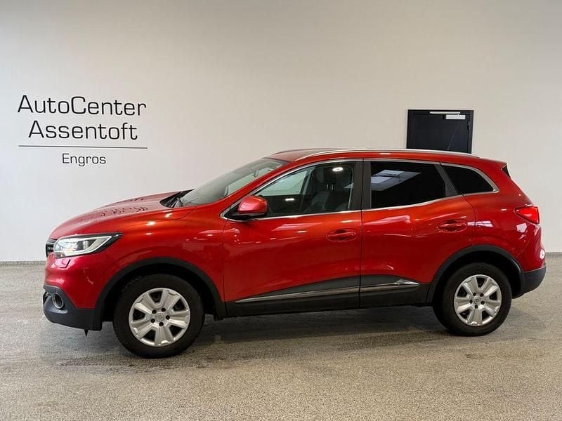 Gebraucht Renault Kadjar LIMITED 110 PS (80 kW) 2016 Rot SUV