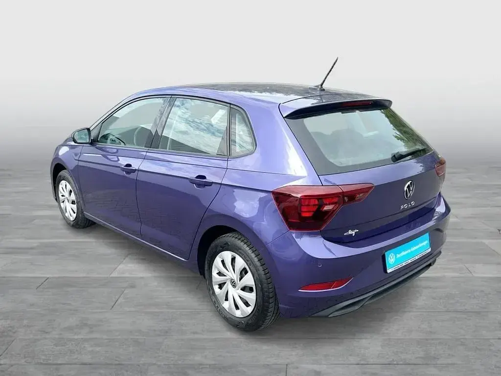 Gebraucht VW Polo Beats 95 PS (69 kW) 2023 Vibrant violet metallic Kleinwagen