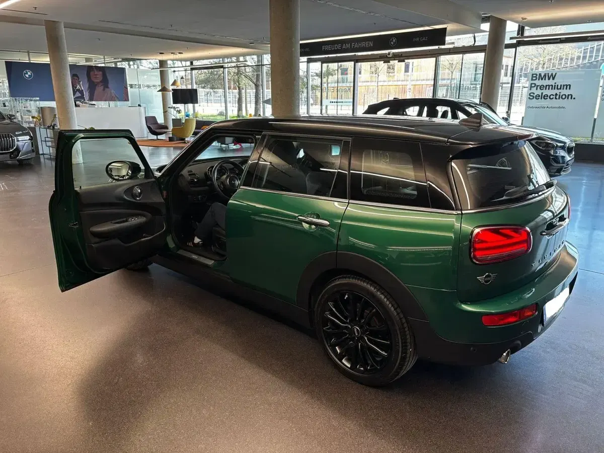 Gebraucht Mini Cooper D 150 PS (110 kW) 2020 Grün Kleinwagen