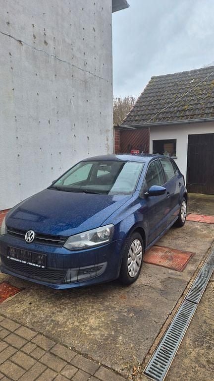 Gebraucht VW Polo Trendline 75 PS (55 kW) 2010 Silber Kleinwagen