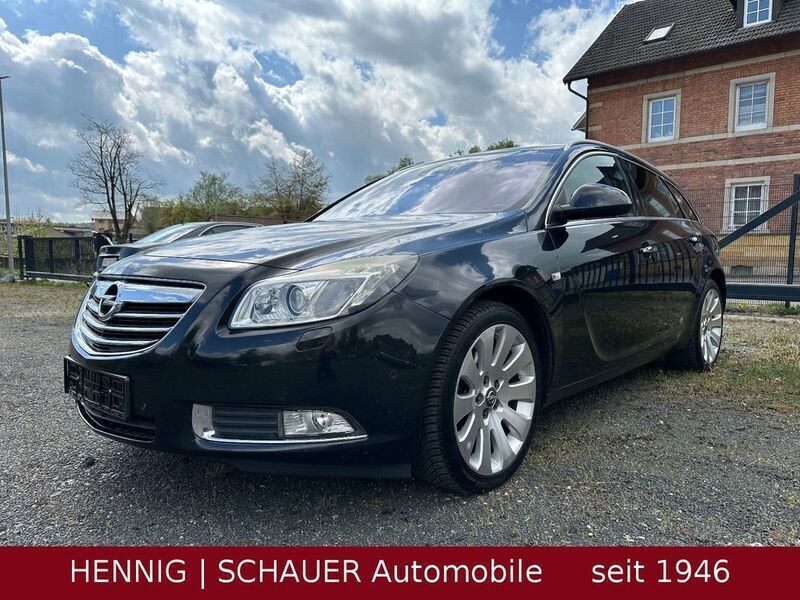 Gebraucht Opel Insignia 220 PS (161 kW) 2010 Schwarz Kombi