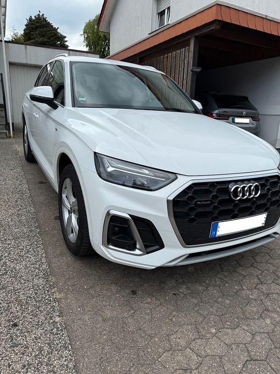 Weiß Gebraucht 2021 Audi Q5 S-Line SUV | 31.800 € (Superpreis) - Bild 1/4