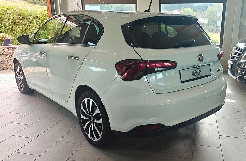 Gebraucht Fiat Tipo 120 PS (88 kW) 2019 Weiß Limousine