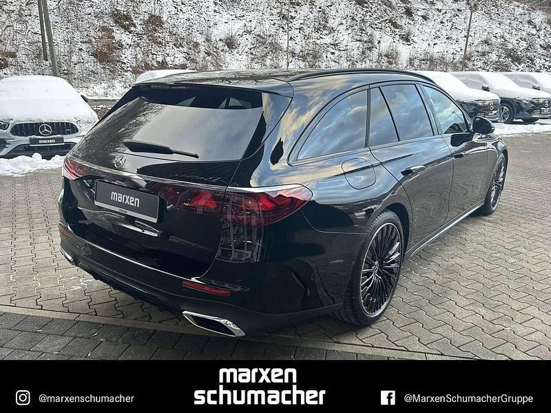 Gebraucht Mercedes E300 Premium 197 PS (144 kW) 2025 Lack obsidianschwarz Kombi