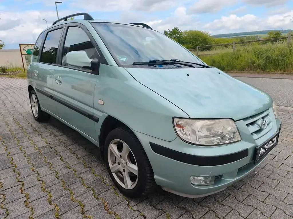 Gebraucht Hyundai Matrix GLS 122 PS (89 kW) 2005 Silber Van / Kleinbus