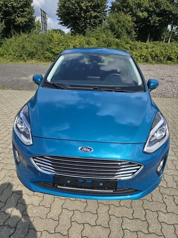 Gebraucht Ford Fiesta Titanium 101 PS (74 kW) 2019 Blau Kleinwagen