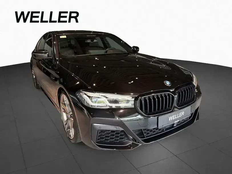 Gebraucht BMW M550 Comfort Edition 530 PS (389 kW) 2023 Black sapphire (schwarz) Limousine