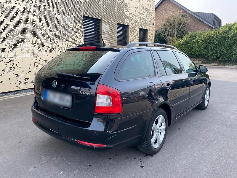Gebraucht Skoda Octavia 2013 Schwarz Kombi