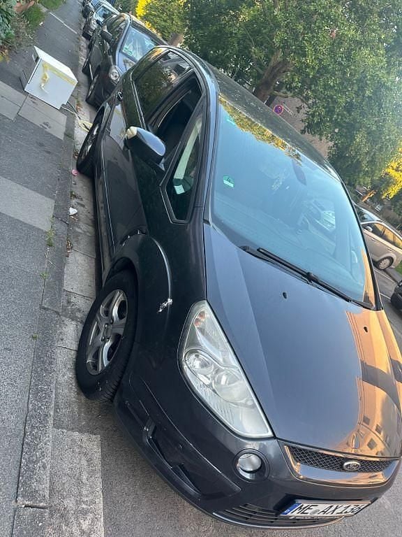 Grau Gebraucht 2009 Ford S-MAX Titanium Van / Kleinbus | 3.600 € (Fairer Preis) - Bild 1/4