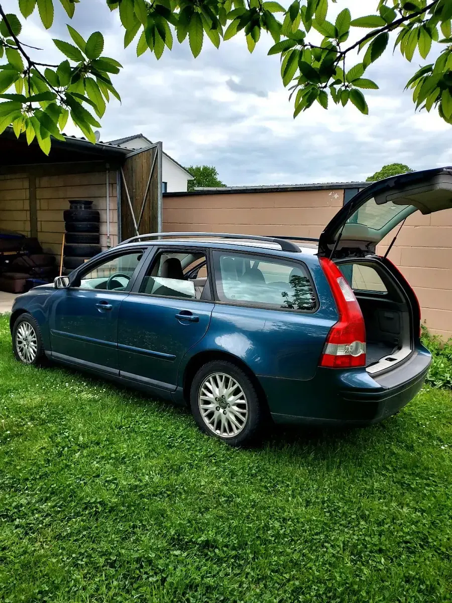 Gebraucht Volvo V50 140 PS (102 kW) 2004 Grau Kombi