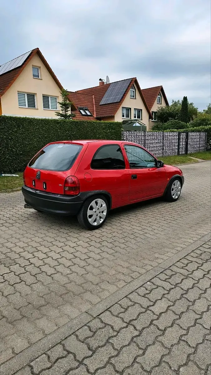 Gebraucht Opel Corsa 54 PS (39 kW) 1999 Rot Kleinwagen