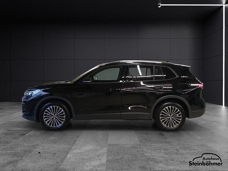 Gebraucht VW Tiguan Goal 150 PS (110 kW) 2025 Grenadillschwarz (schwarz) SUV