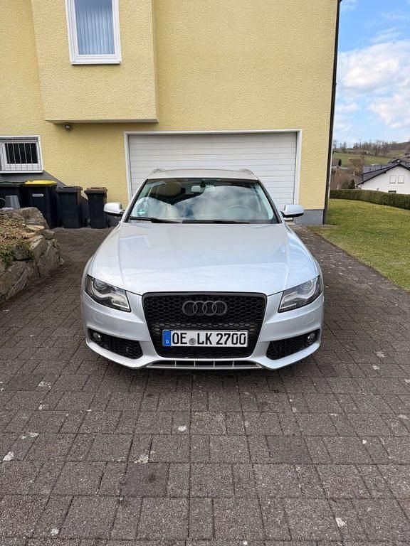 Gebraucht Audi A4 Ambiente 170 PS (125 kW) 2011 Silber Kombi