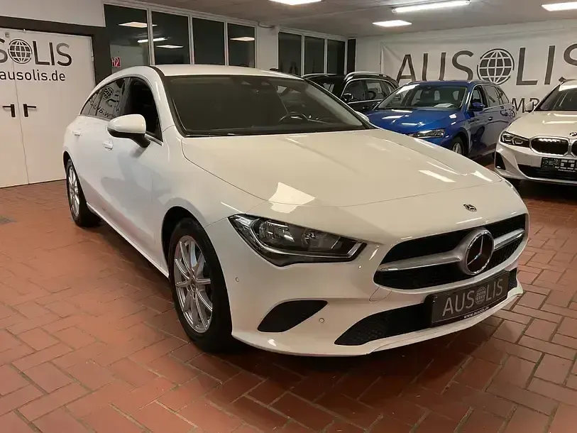 Gebraucht Mercedes CLA180 116 PS (85 kW) 2022 Weiß Coupé