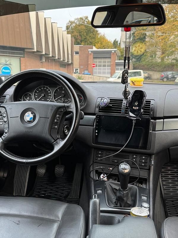 Gebraucht BMW 320 150 PS (110 kW) 2005 Andere farben Limousine