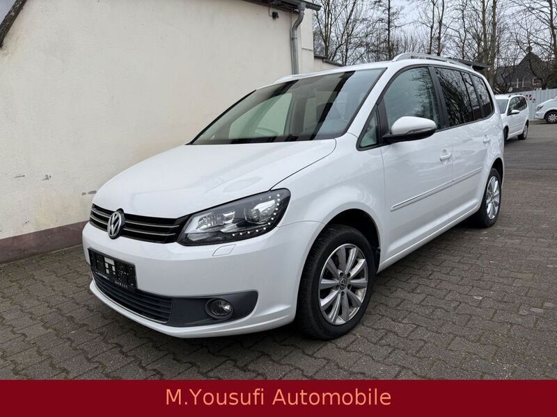 Weiß Gebraucht 2012 VW Touran Highline Van / Kleinbus | 6.600 € (Guter Preis) - Bild 1/4