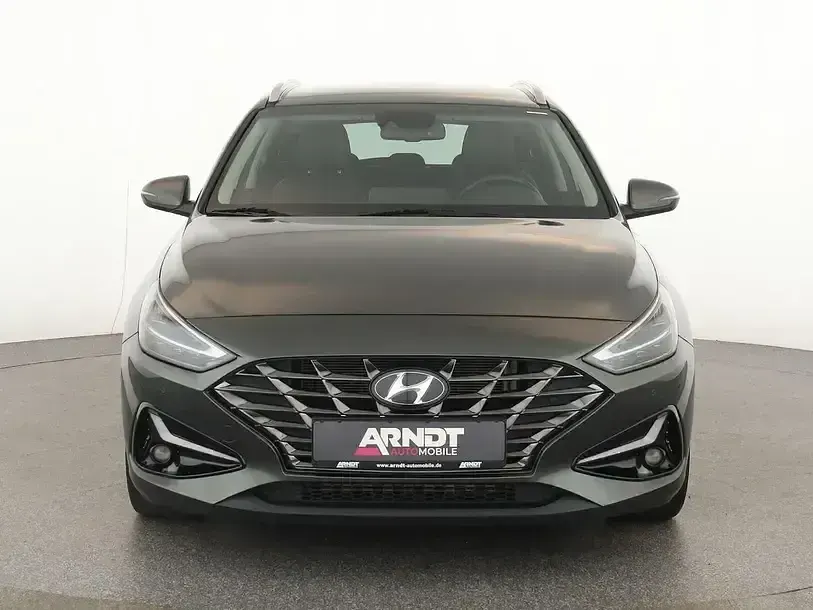 Gebraucht Hyundai i30 Prime 160 PS (117 kW) 2023 Amazon grey Kombi