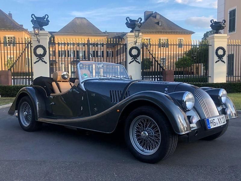 Grau Gebraucht 2019 Morgan Plus 4 Cabrio | 62.990 € - Bild 1/4