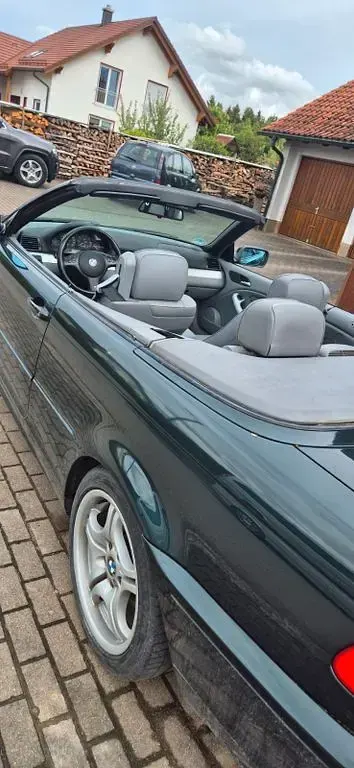 Gebraucht BMW 320 Cabriolet 170 PS (125 kW) 2002 Grün Cabrio