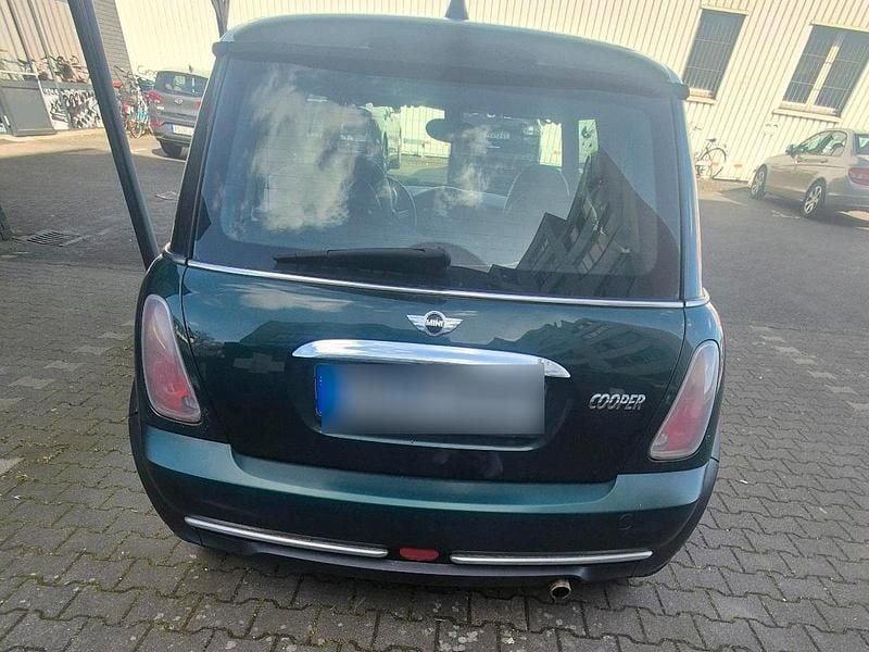 Second-hand Mini Cooper 116 CP (85 kW) 2005 Verde Hatchback