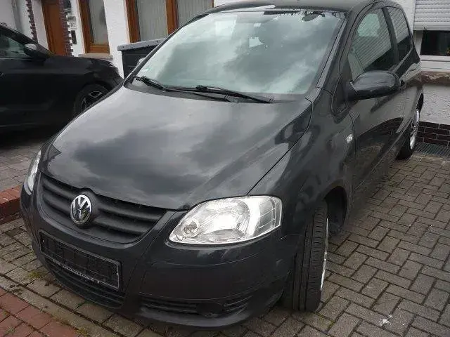 Gebraucht VW Fox 55 PS (40 kW) 2009 Grau Kleinwagen
