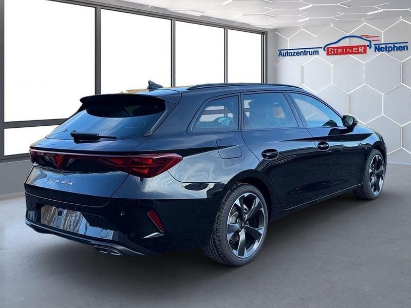 Neu Cupra Leon 150 PS (110 kW) 2026 Schwarz Limousine
