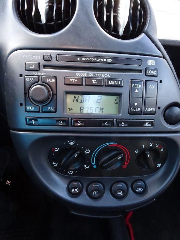 Gebraucht Ford StreetKa 95 PS (69 kW) 2005 Schwarz Cabrio