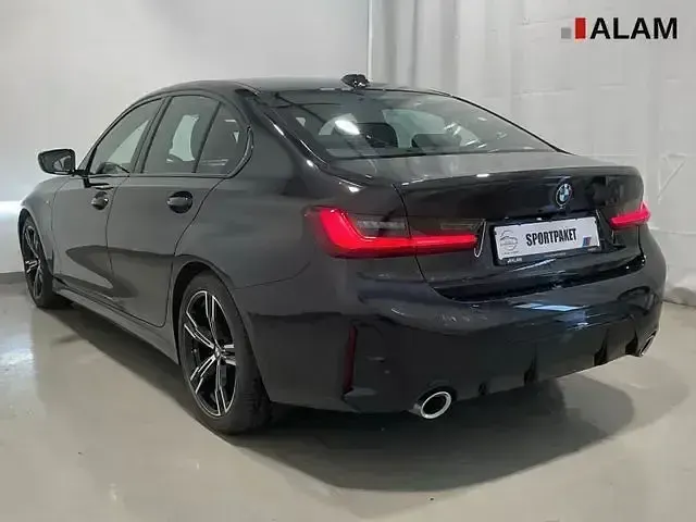 Gebraucht BMW 320 M Sport 190 PS (139 kW) 2024 Saphirschwarz Limousine
