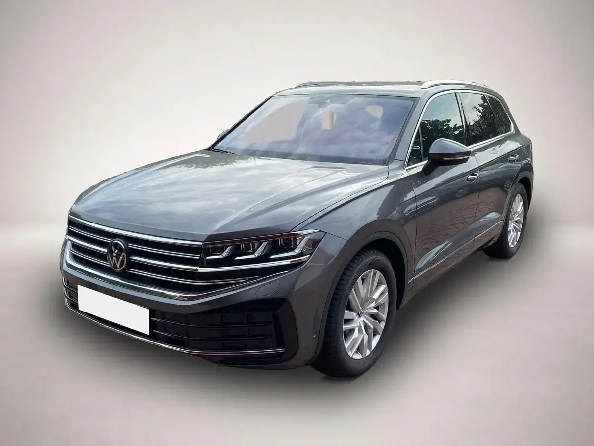 Gebraucht VW Touareg Elegance 231 PS (169 kW) 2024 Manufacturer SUV