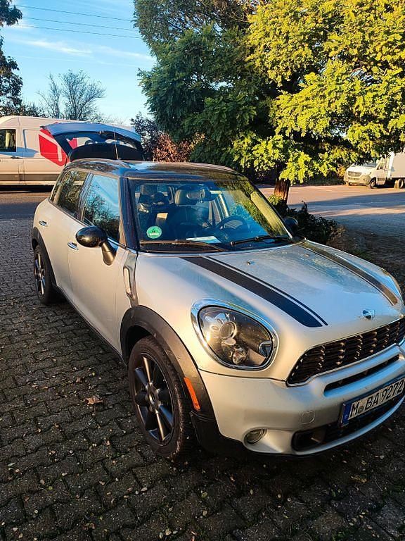 Silber Gebraucht 2012 Mini Cooper S Countryman SUV | 7.900 € (Superpreis) - Bild 1/4