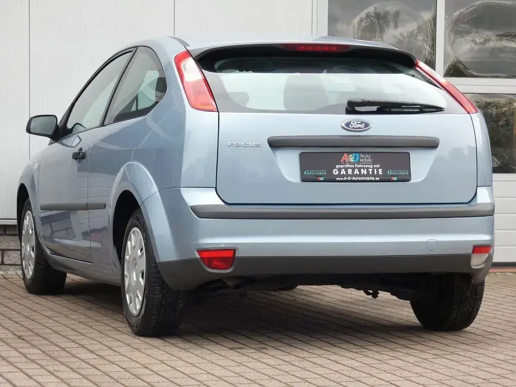 Gebraucht Ford Focus Fun X 101 PS (74 kW) 2006 Blau Limousine