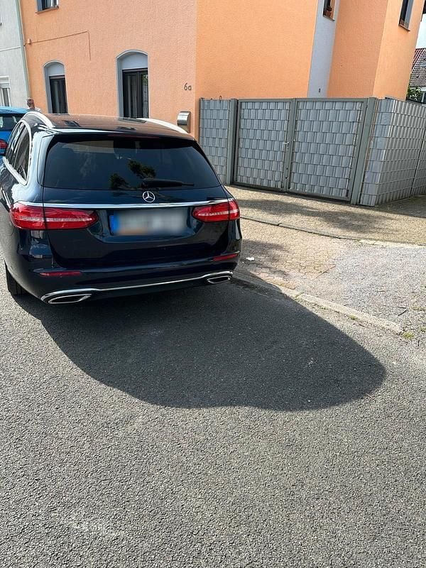 Gebraucht Mercedes 220 194 PS (142 kW) 2019 Blau Kombi