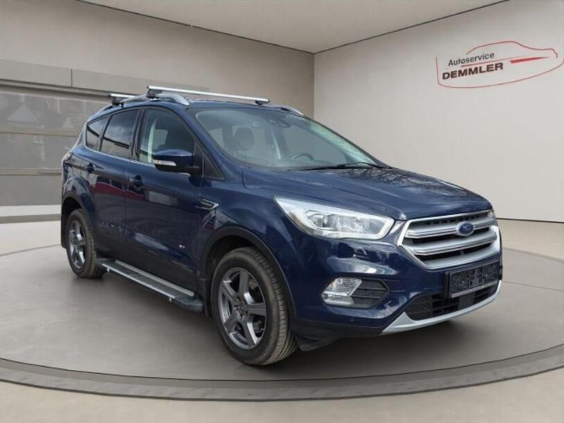 Gebraucht Ford Kuga 182 PS (133 kW) 2017 Blau SUV
