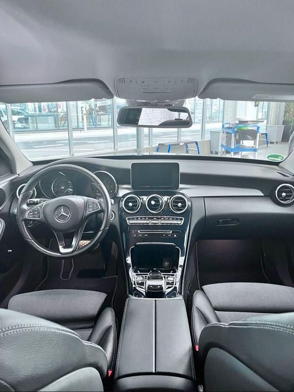 Gebraucht Mercedes C220 170 PS (125 kW) 2017 Grau Limousine